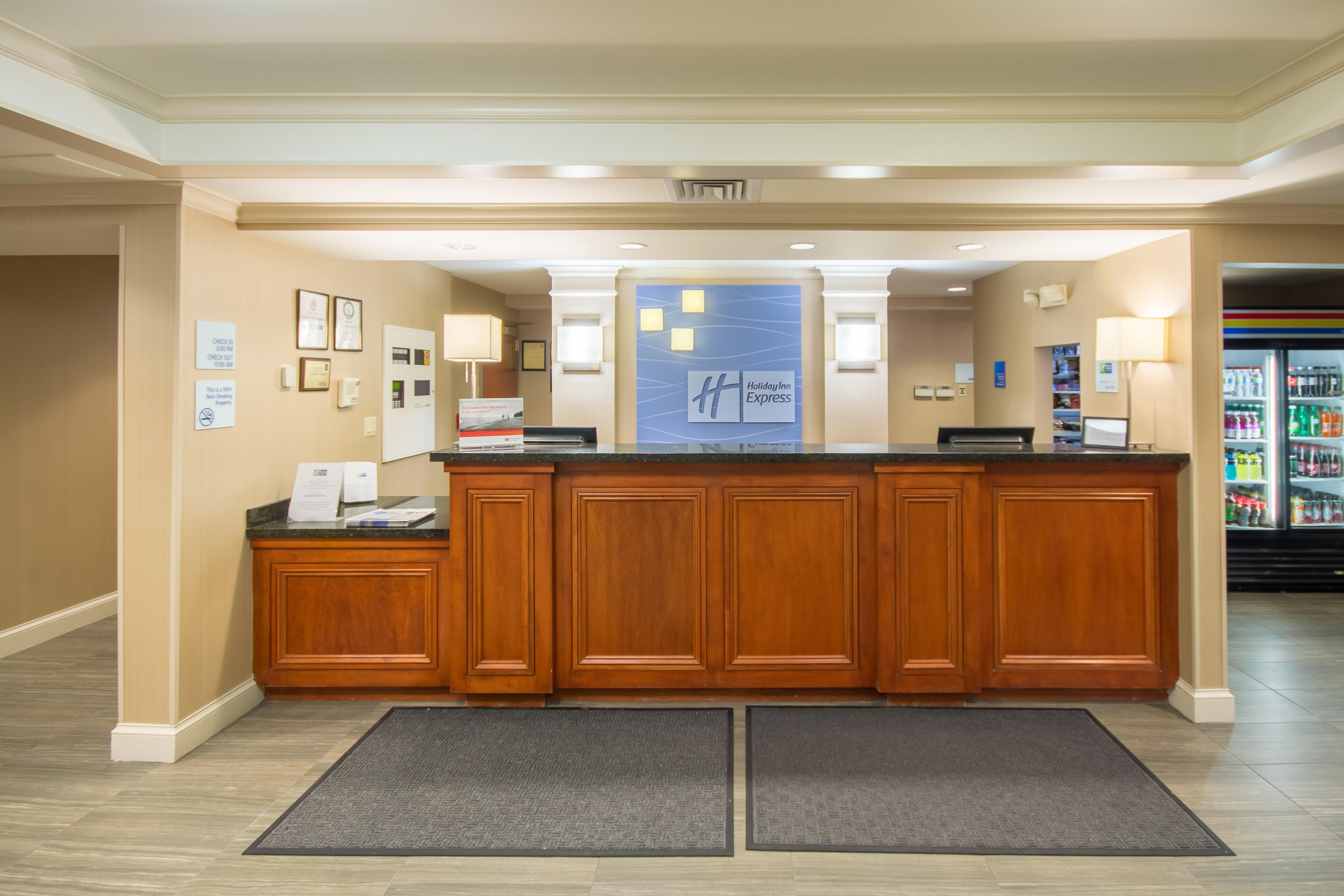 Holiday Inn Express Hotel & Suites Auburn By Ihg Екстер'єр фото