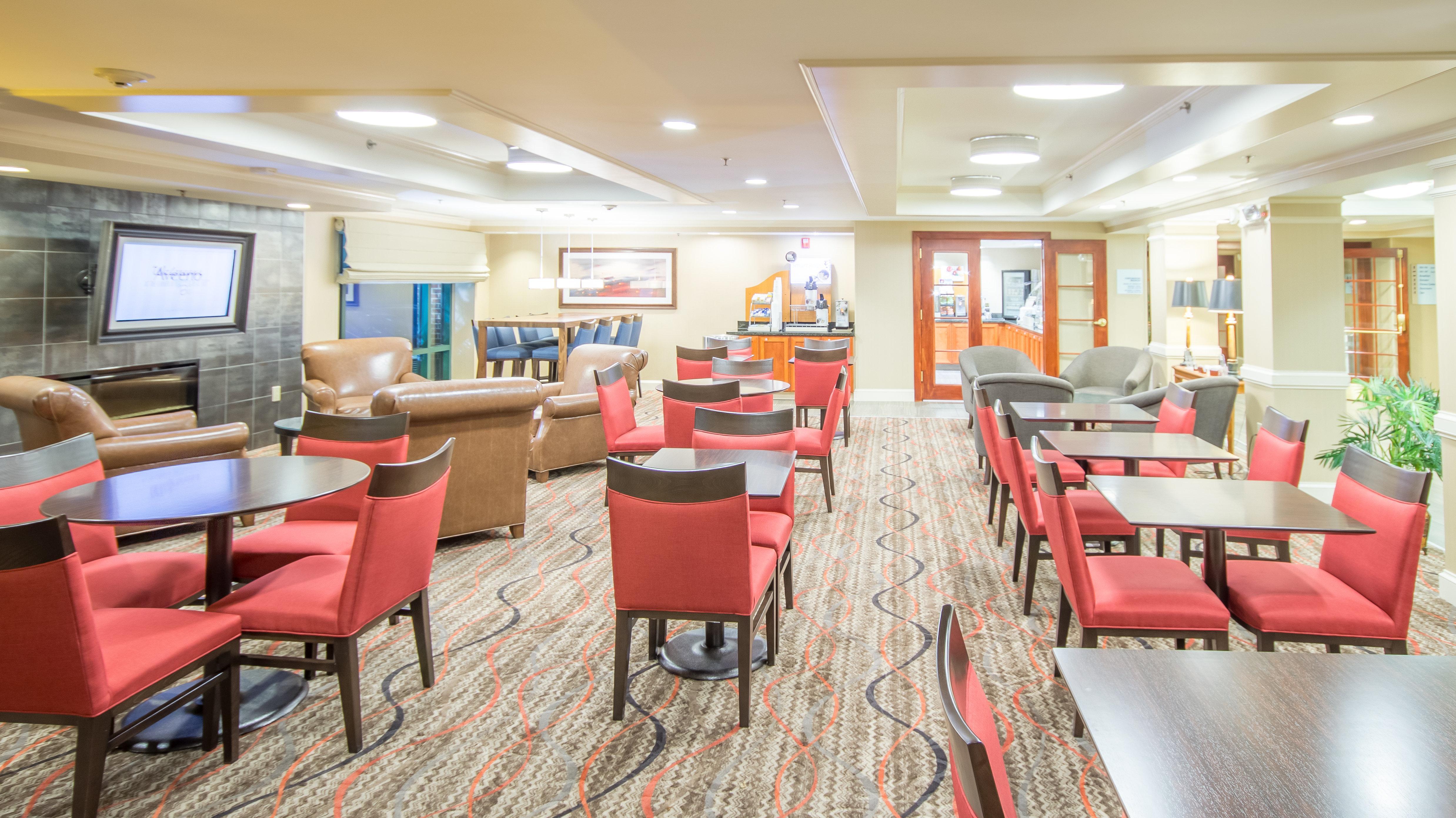 Holiday Inn Express Hotel & Suites Auburn By Ihg Екстер'єр фото