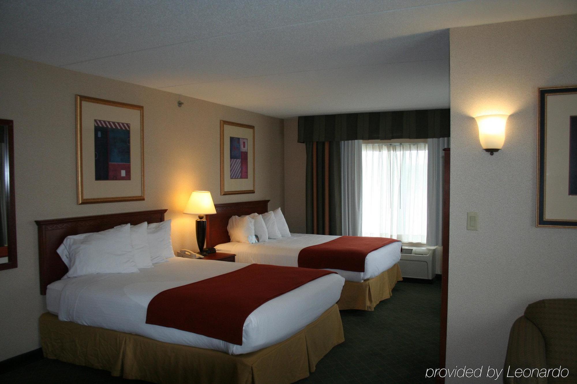 Holiday Inn Express Hotel & Suites Auburn By Ihg Номер фото